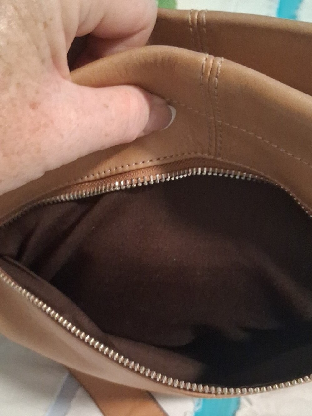 Coach Tan Leather Crossbody Shoulder Bag Authentic.  See All Pics . As Is - Picture 3 of 16